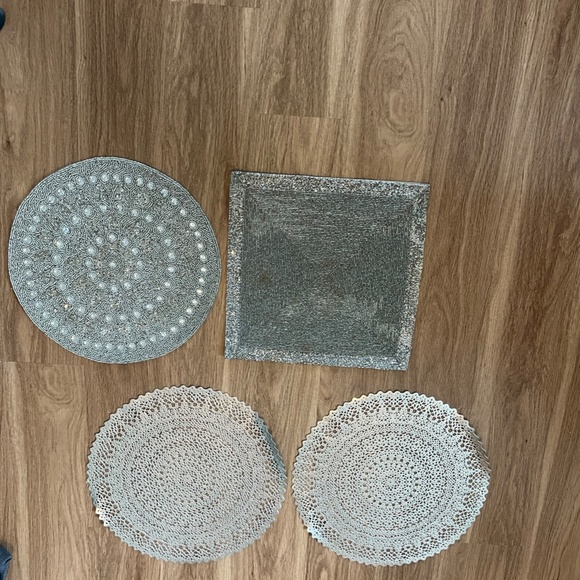 Kitchen Set Of 4 Silver Placemats Poshmark